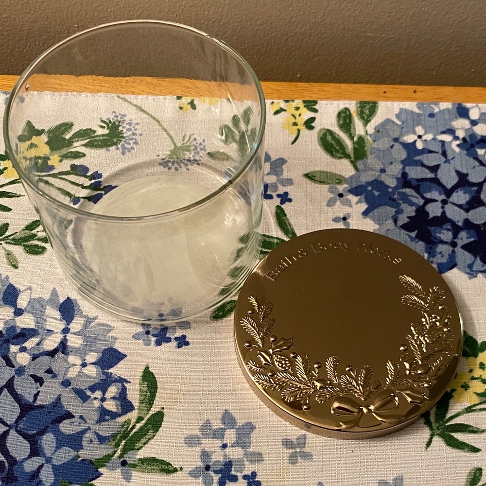2025 Empty Bath & Body Works Gold Embossed Lid with Clear Glass Holder used